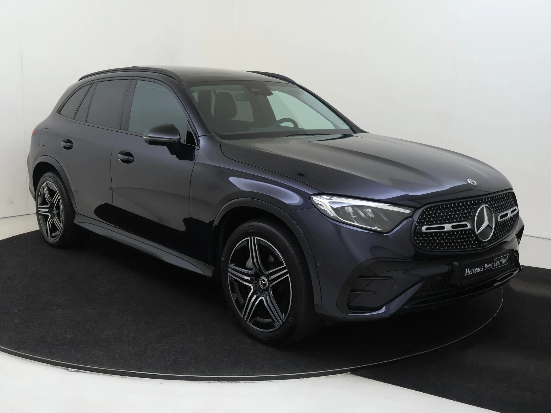 Mercedes-Benz-GLC-image-1
