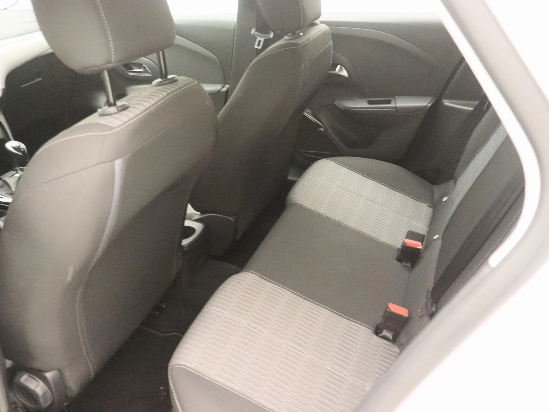 Opel-Corsa-image-12