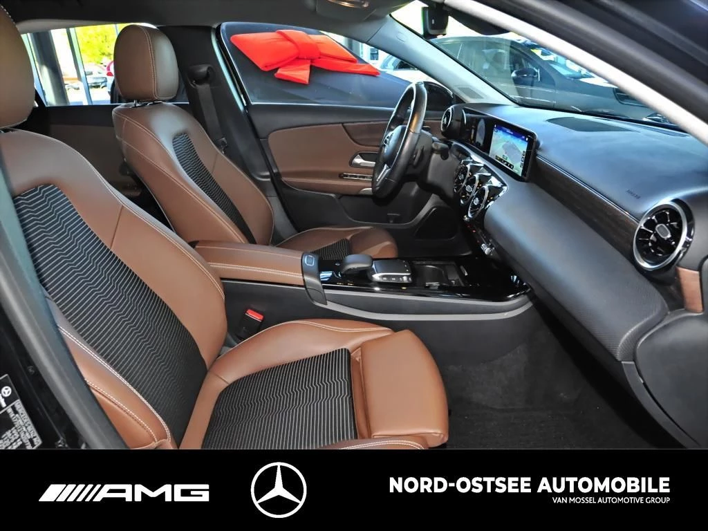 Mercedes-Benz A-Klasse 200 d LED PDC LM TEMPOMAT