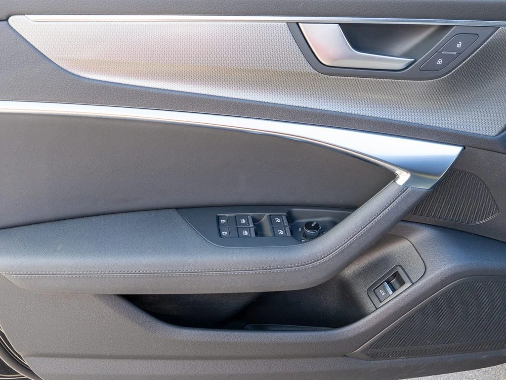 Audi-A6 Allroad-image-21