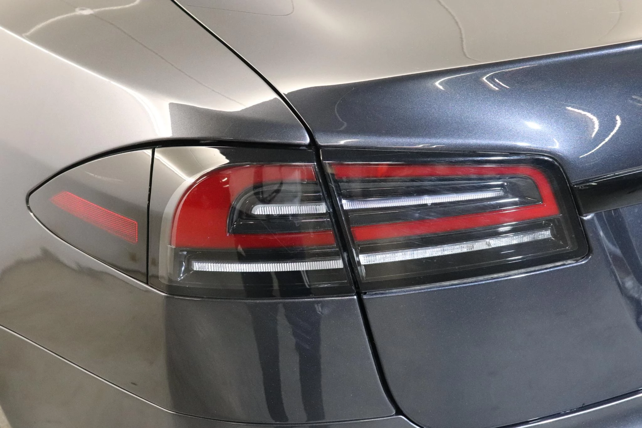 Tesla-Model S-image-5