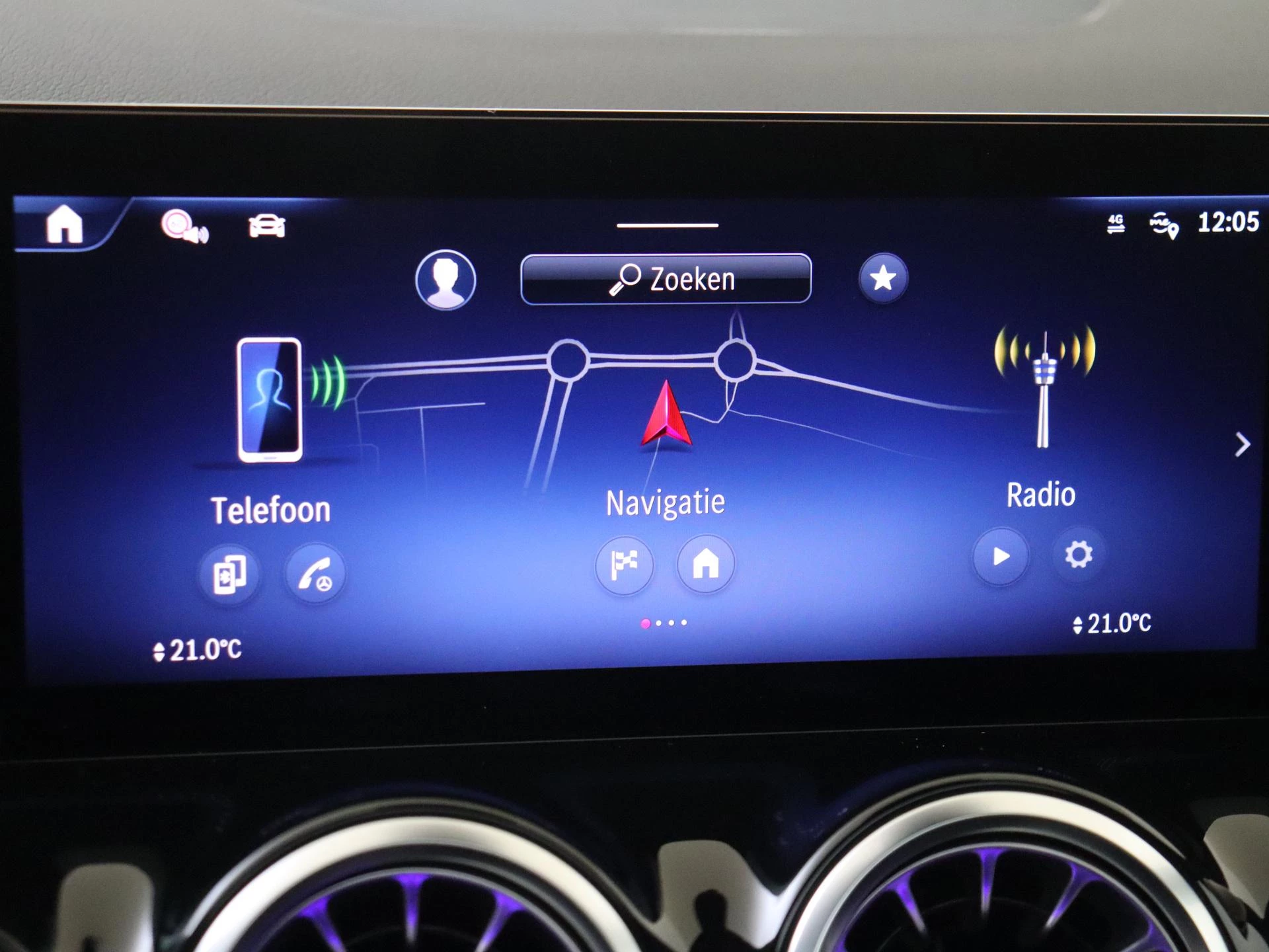 Mercedes-Benz-B-Klasse-image-15