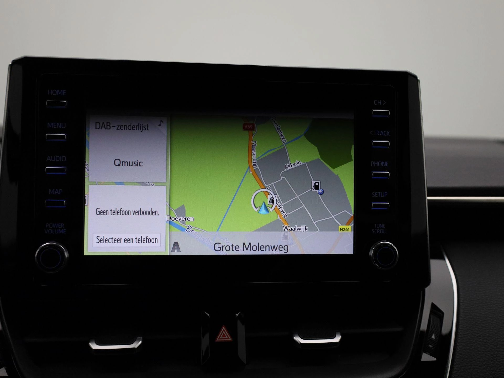 Toyota-Corolla Touring Sports-image-14