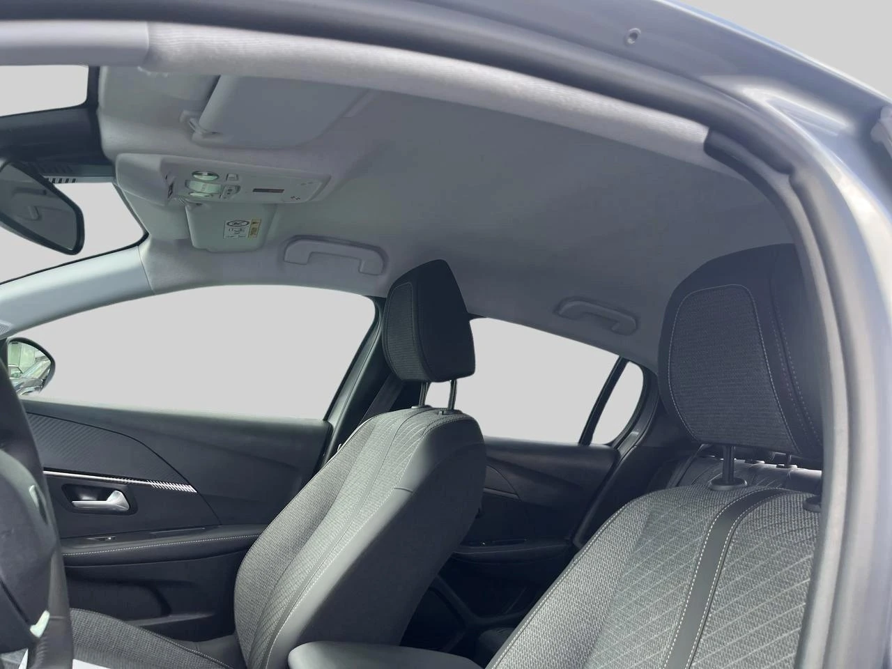 Peugeot-208-image-14