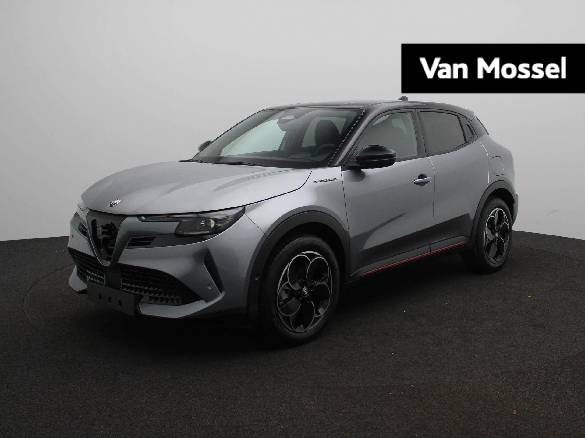 Alfa Romeo-Junior-image-0