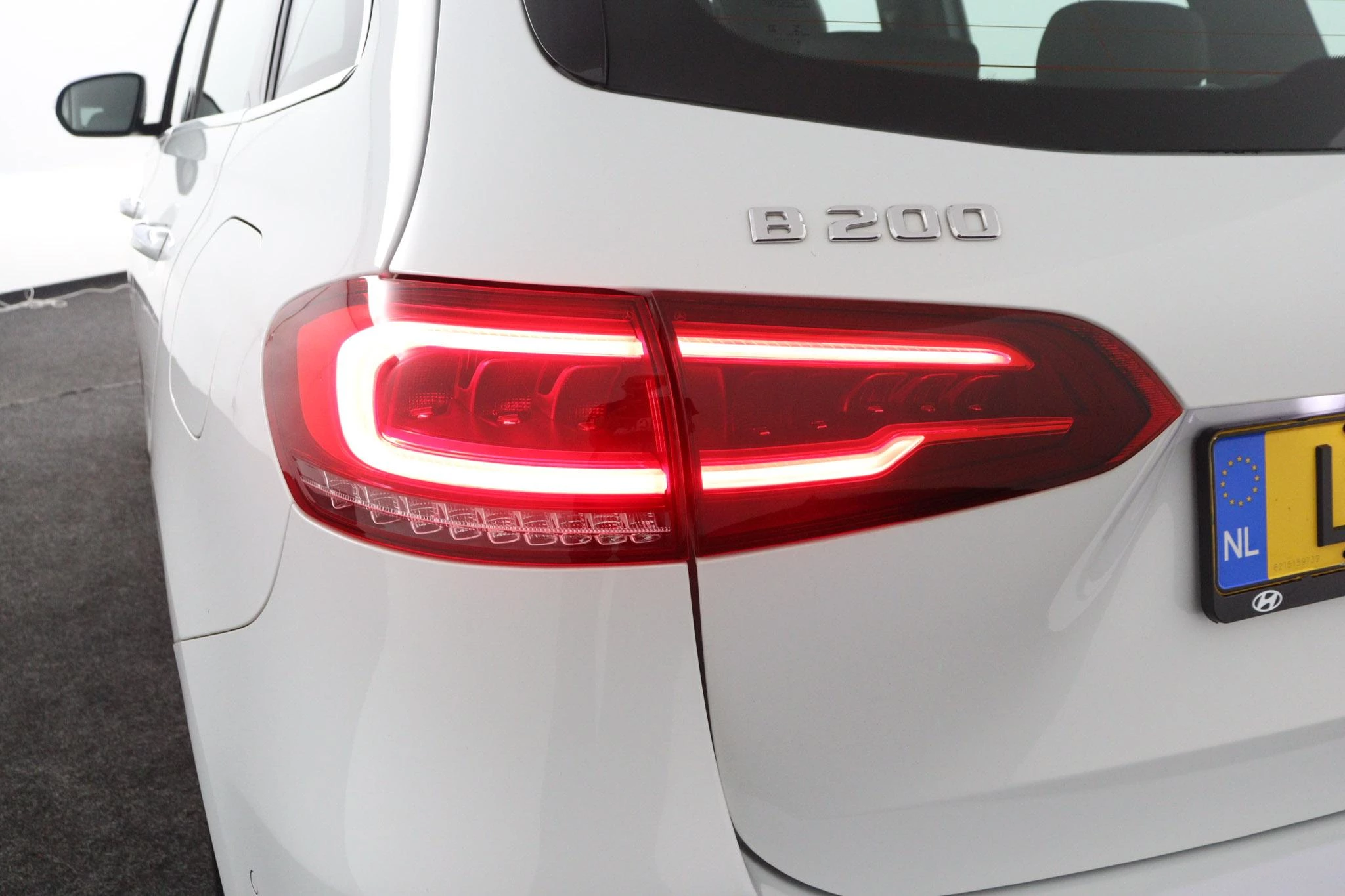 Mercedes-Benz-B-Klasse-image-20