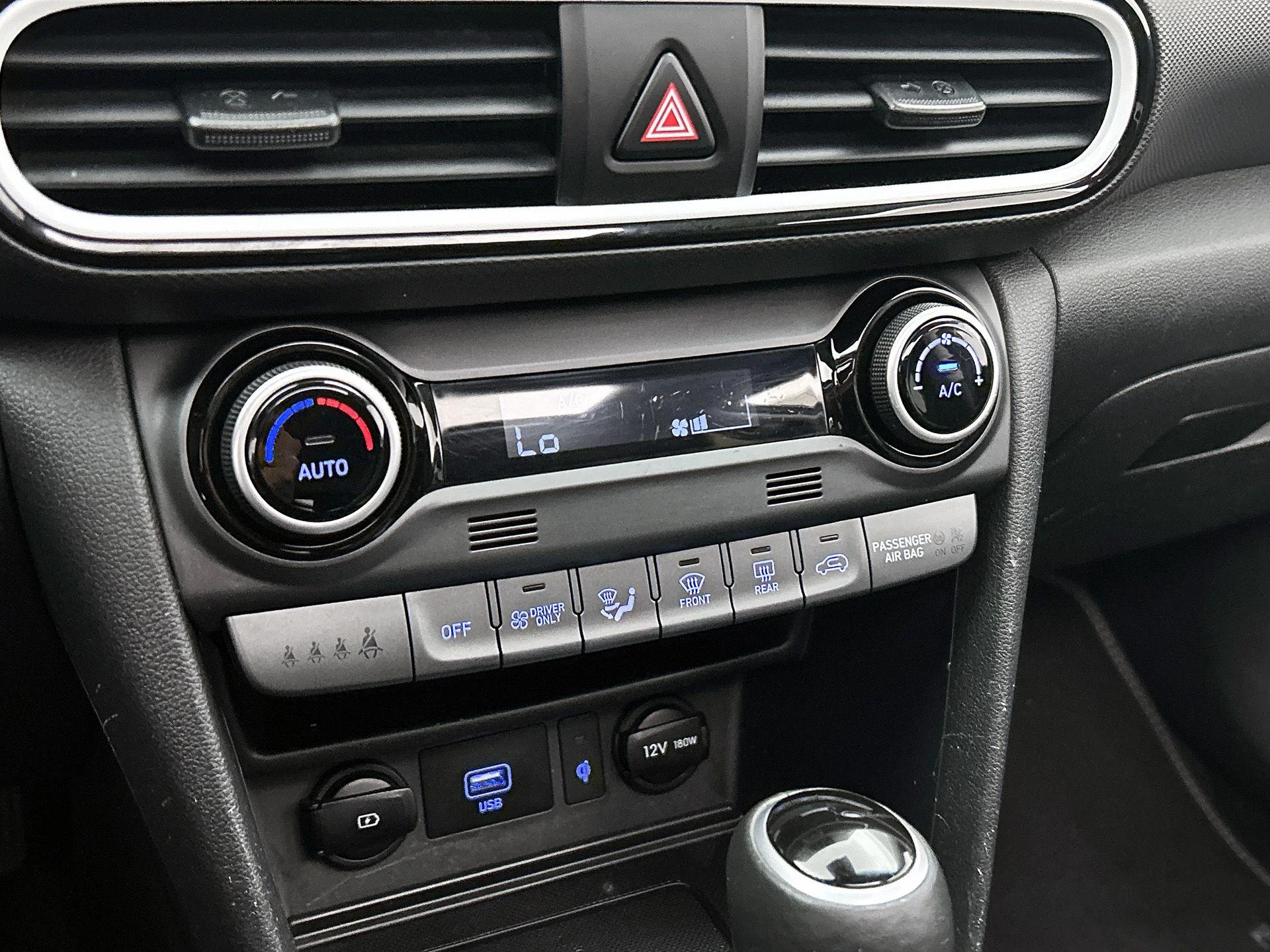 Hyundai-Kona-image-13