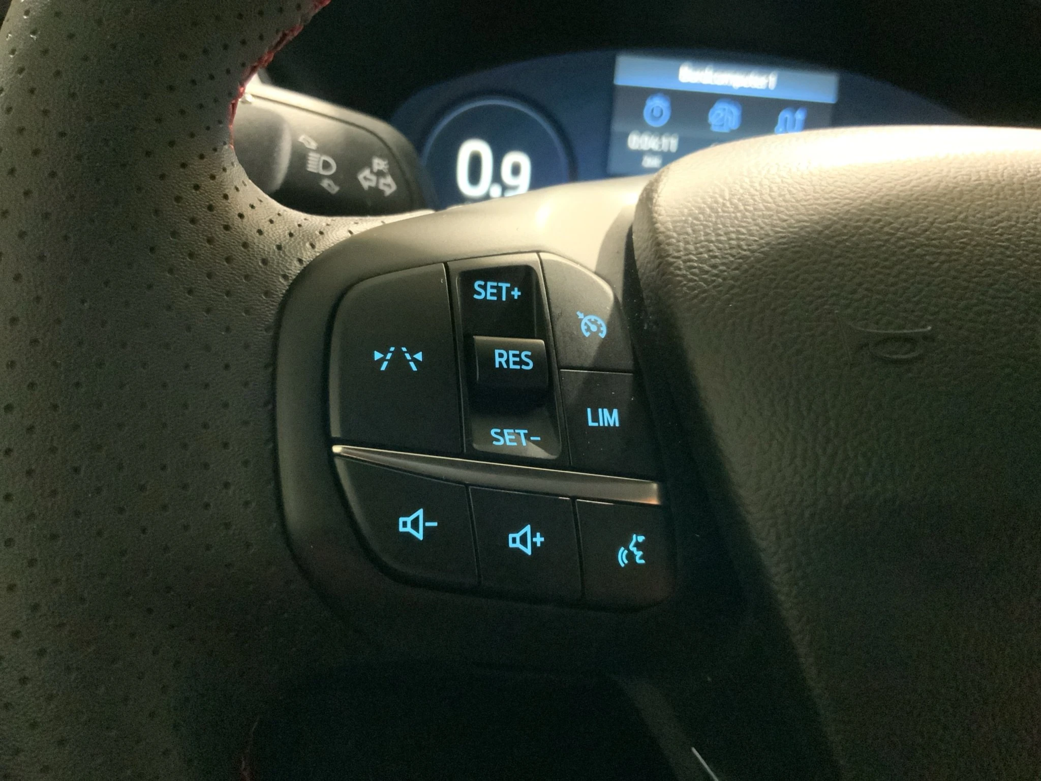 Ford-Kuga-image-19
