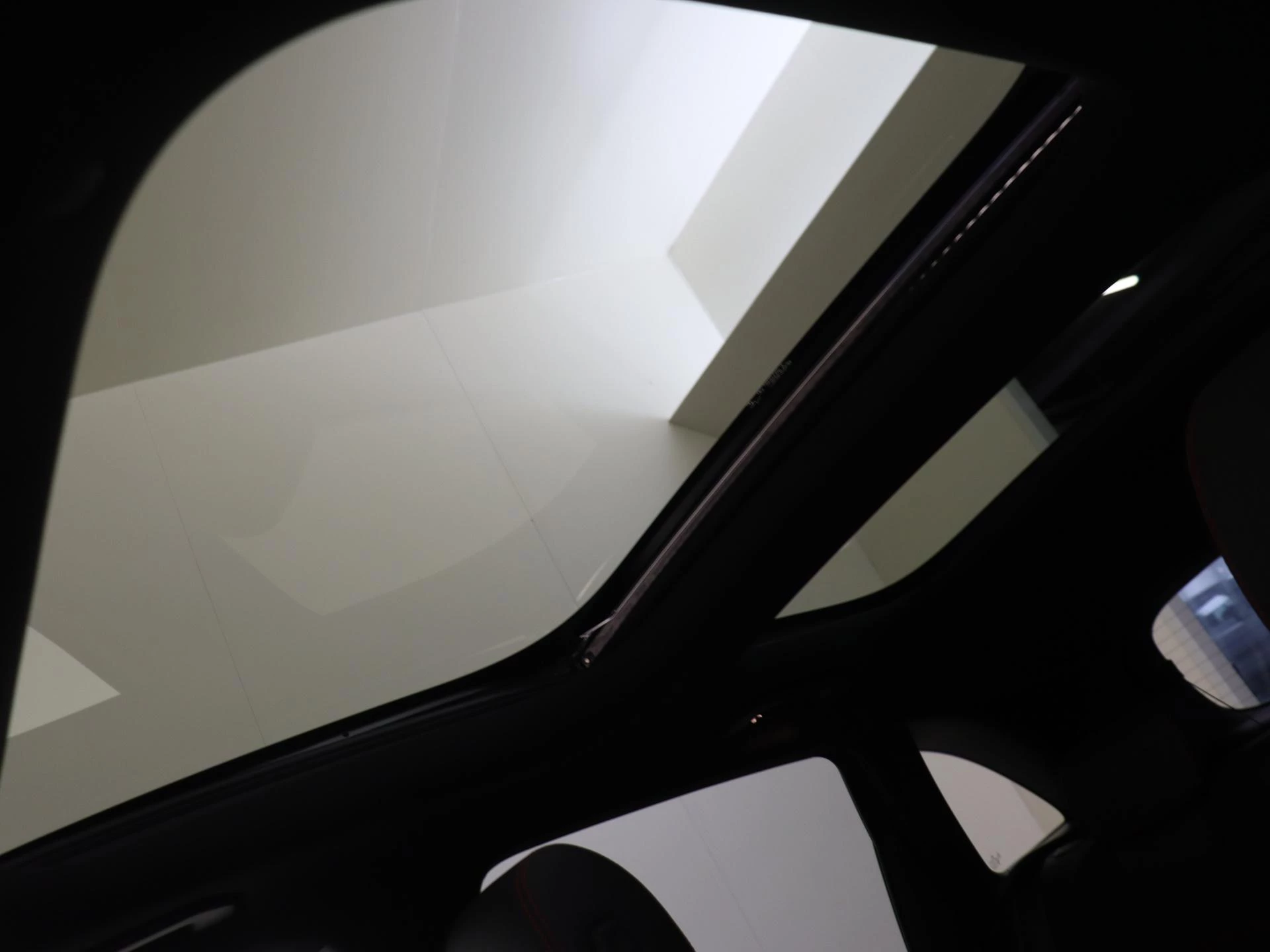 Mercedes-Benz B-Klasse 180 Business Solution AMG