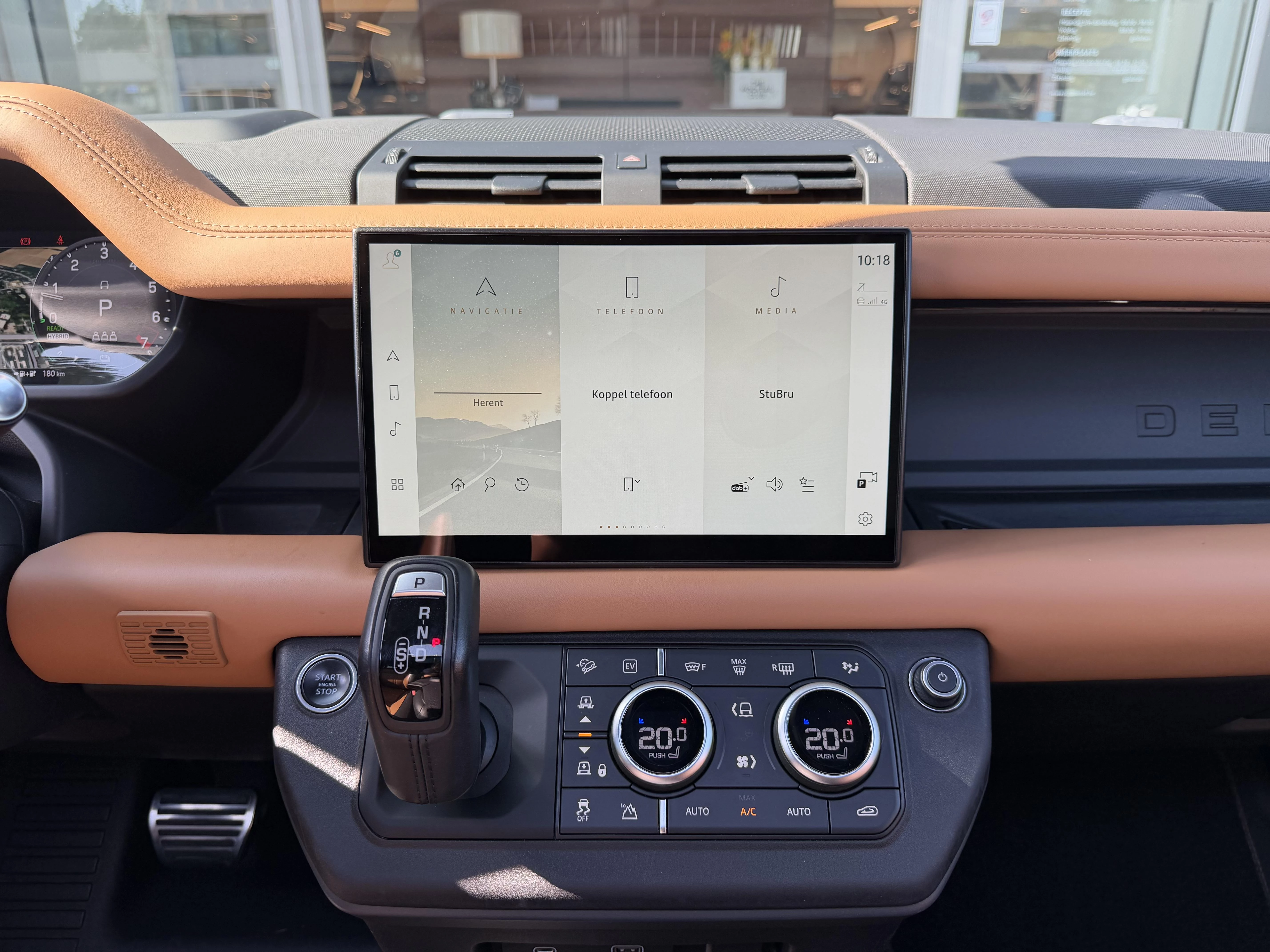 Land Rover Defender 110 P400e X AWD Auto