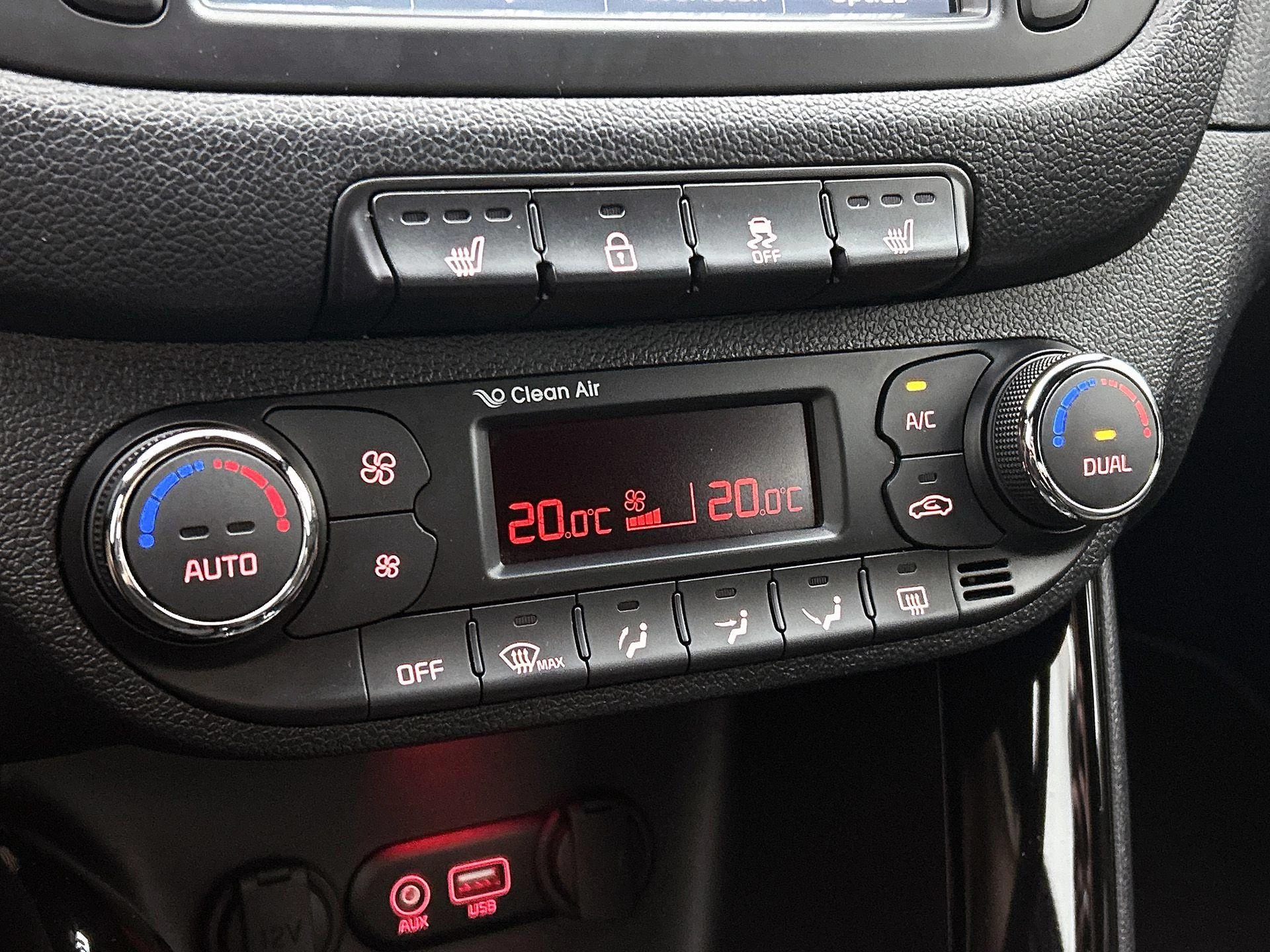 Kia-cee'd-image-19