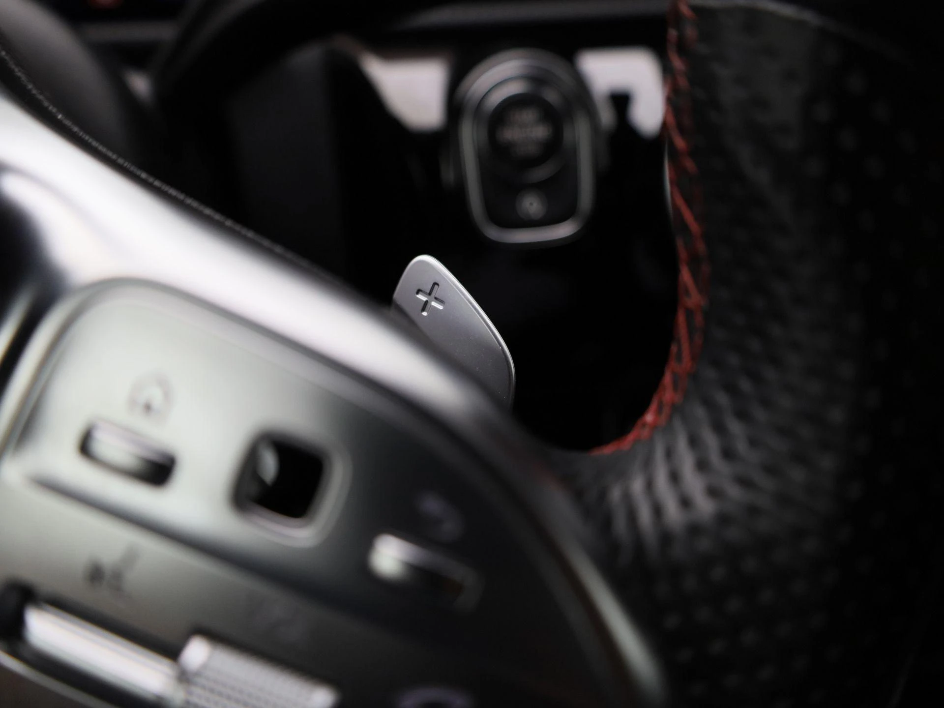Mercedes-Benz-CLA-image-23