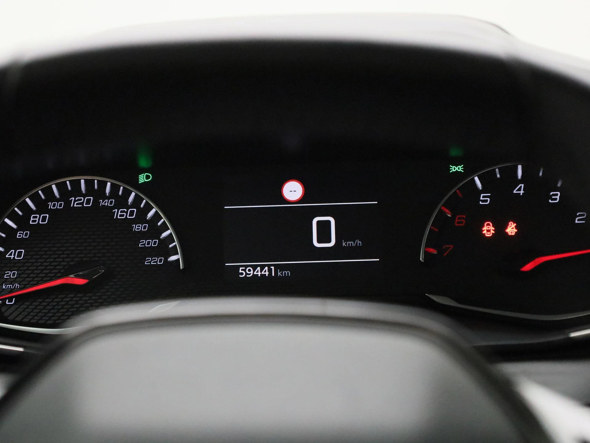 Peugeot-208-image-7