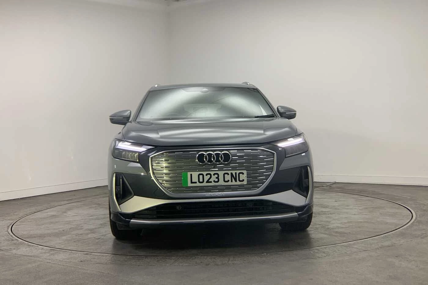 Audi-Q4 e-tron-image-6