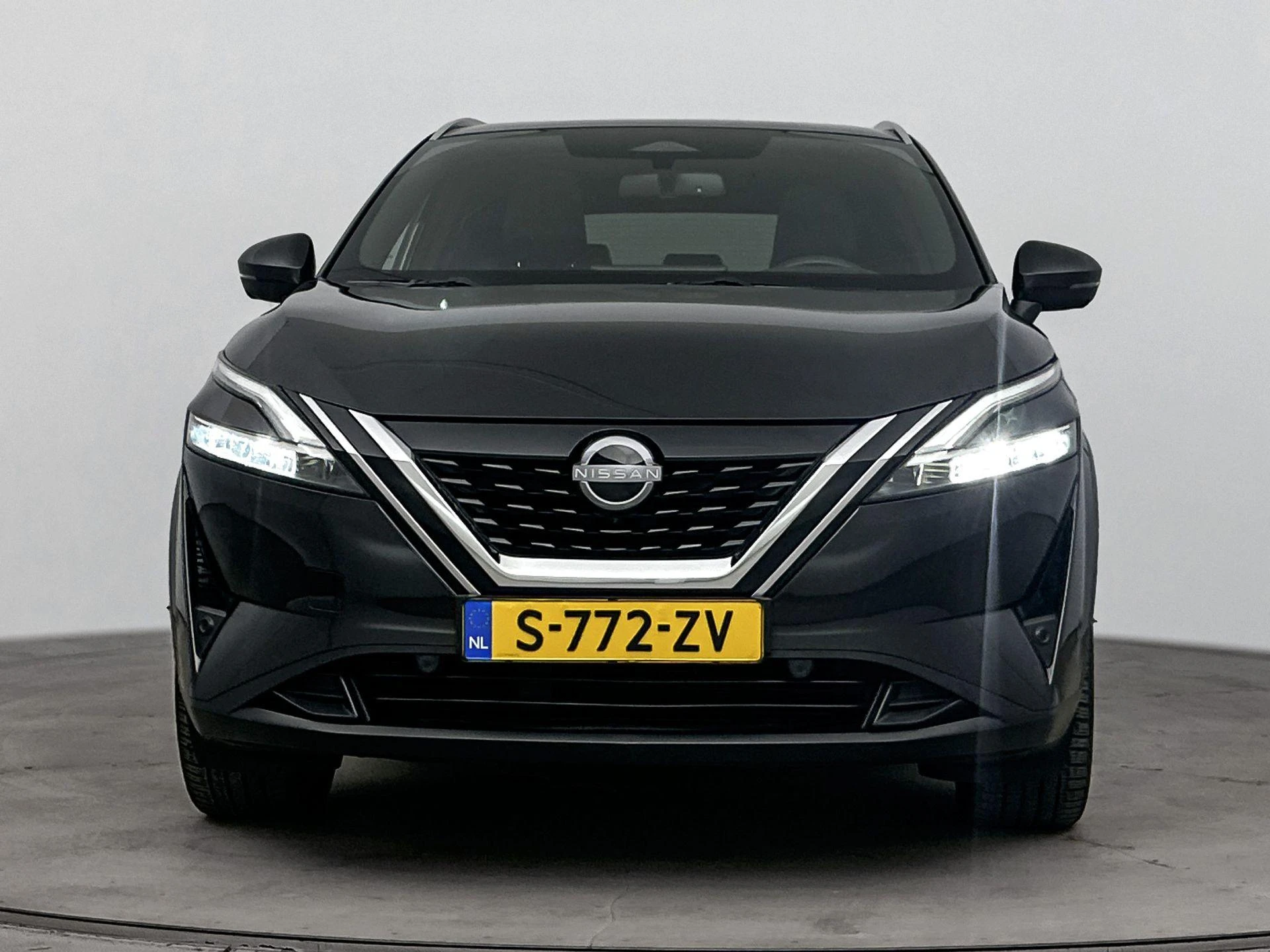 Nissan-QASHQAI-image-4