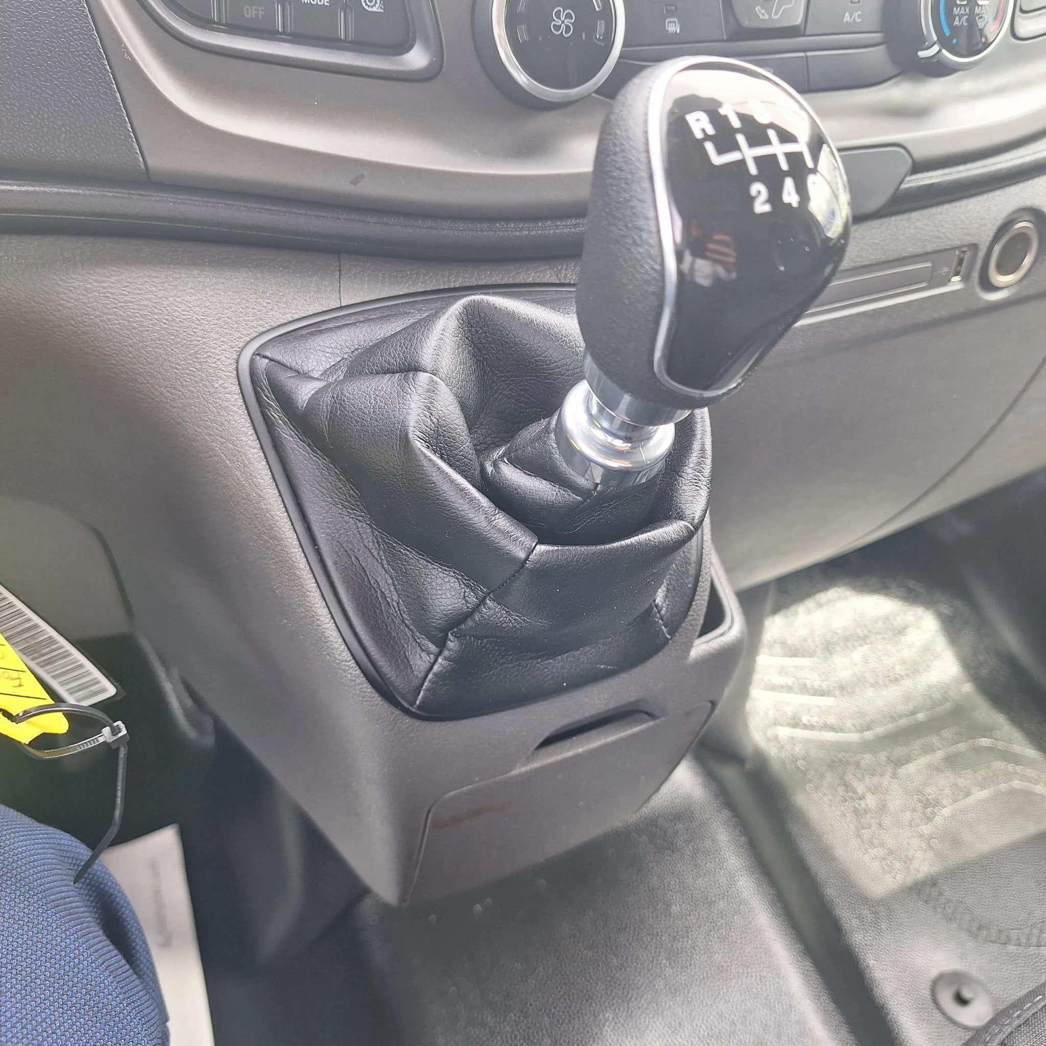 Ford Transit Custom 300 2.0 TDCI L2H1 Trend
