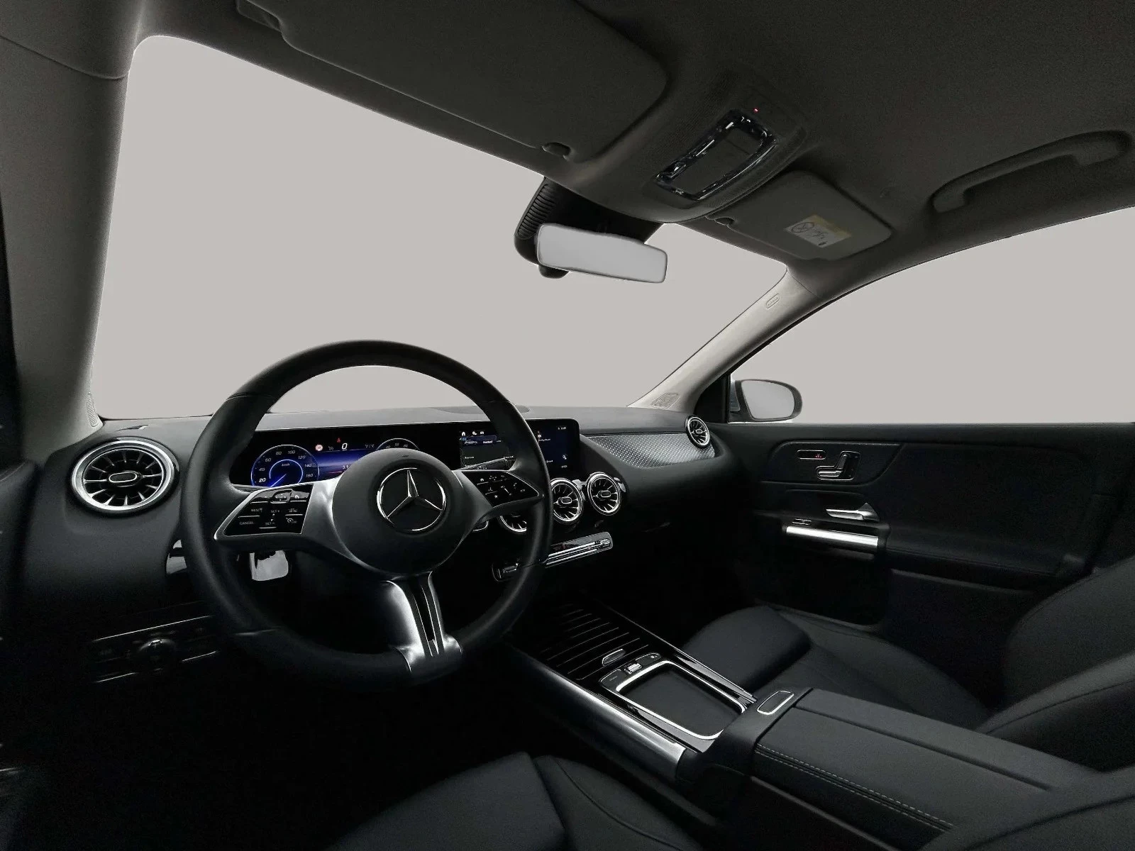 Mercedes-Benz-EQA-image-11