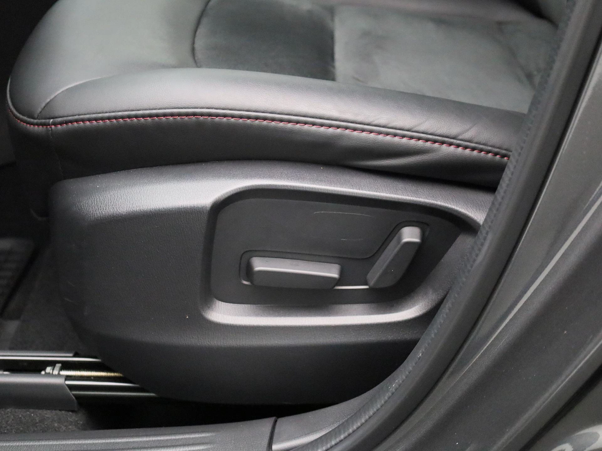 Mazda CX-5 2.0 e-SkyActiv-G M Hybrid 165 Homura