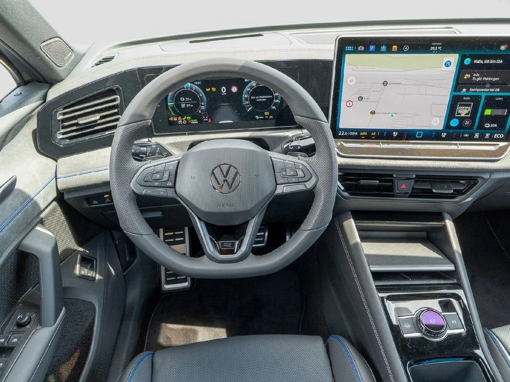 Volkswagen-Tiguan-image-11