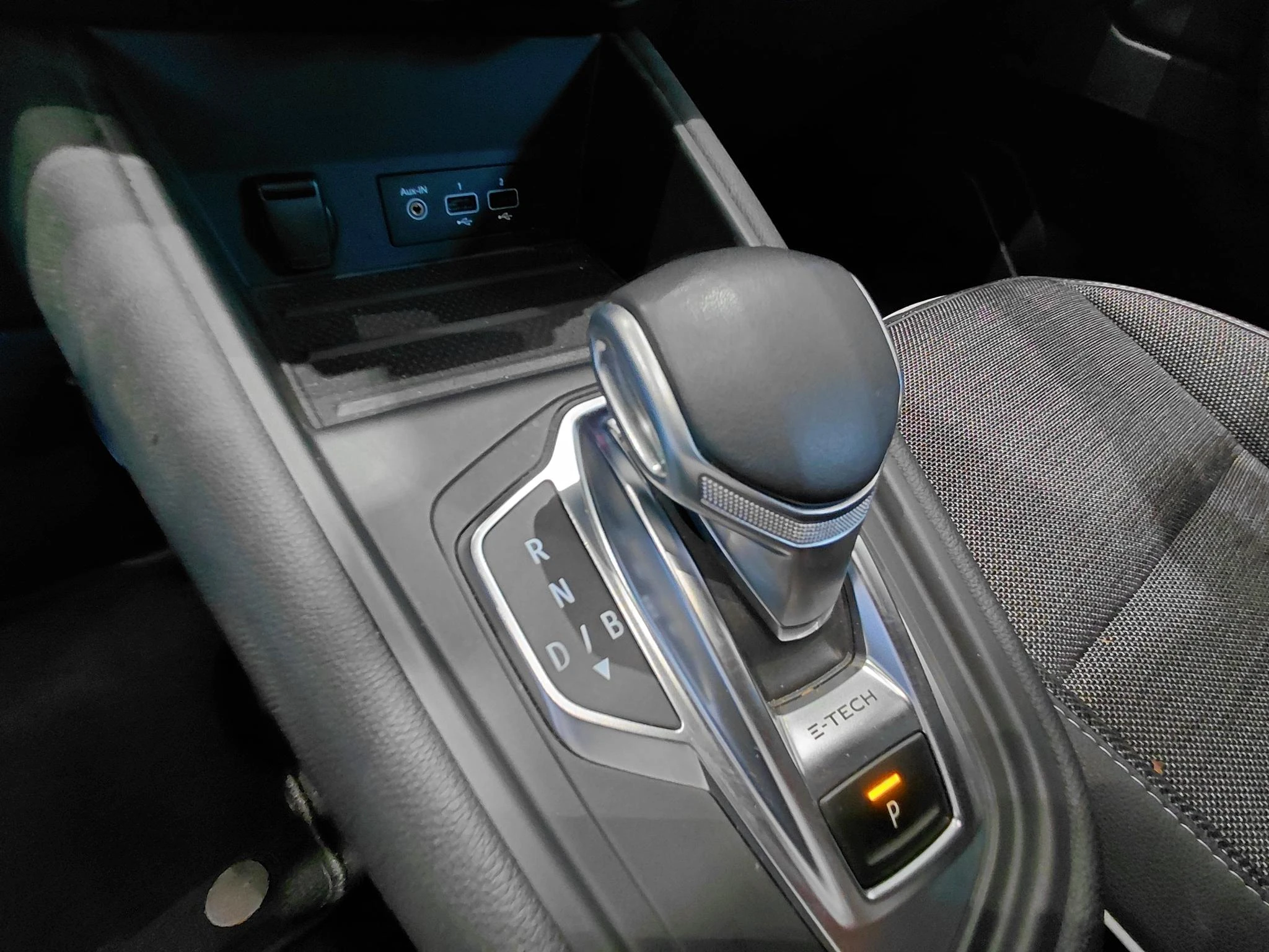 Renault-Captur-image-14