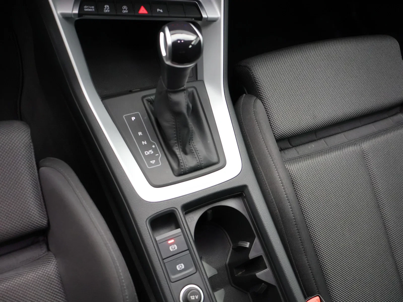 Audi Q3 Sportback Audi Q3 Sportback Business Edition 35TDI 150PK *AUTOMAAT*CRUISE CONTROL*VIRTUAL COCKPIT*APP-CONNECT*...*