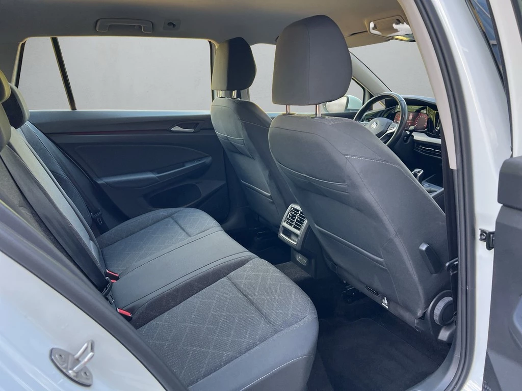 Volkswagen Golf VIII Variant 1.0 TSI Life