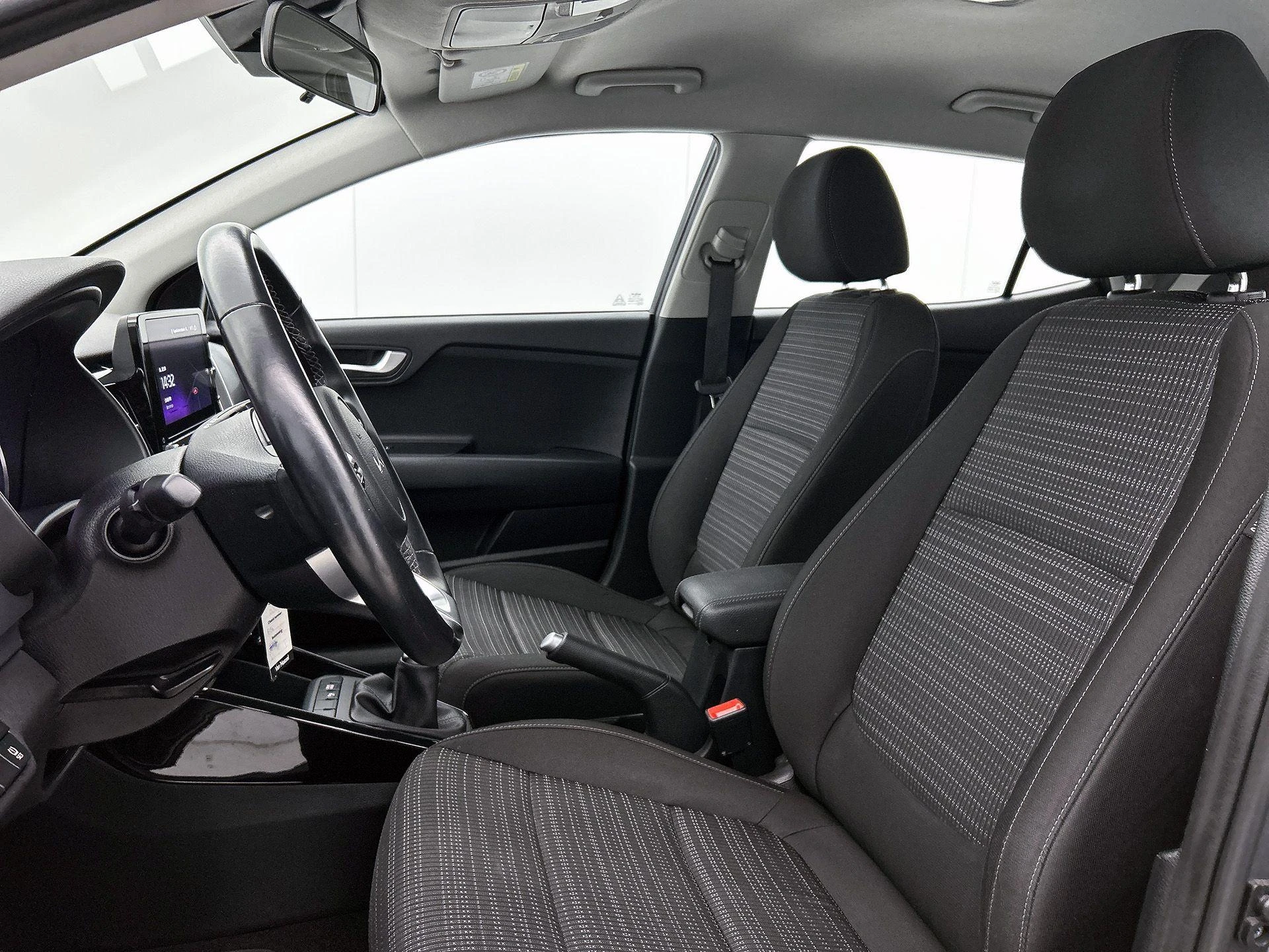 Kia-Stonic-image-34