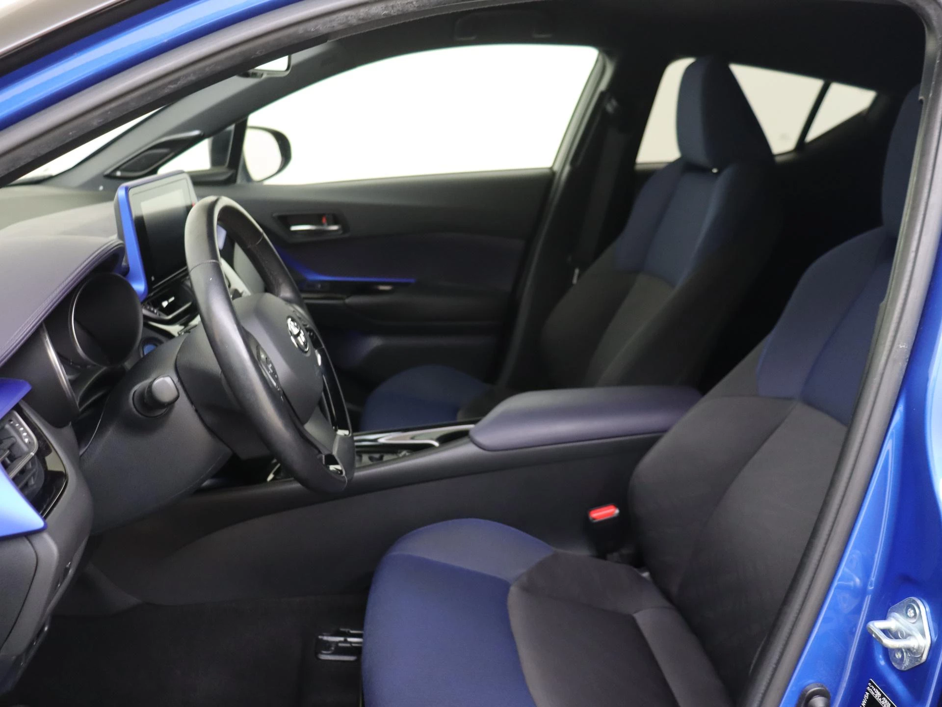 Toyota C-HR 1.8 Hybrid Bi-Tone Plus