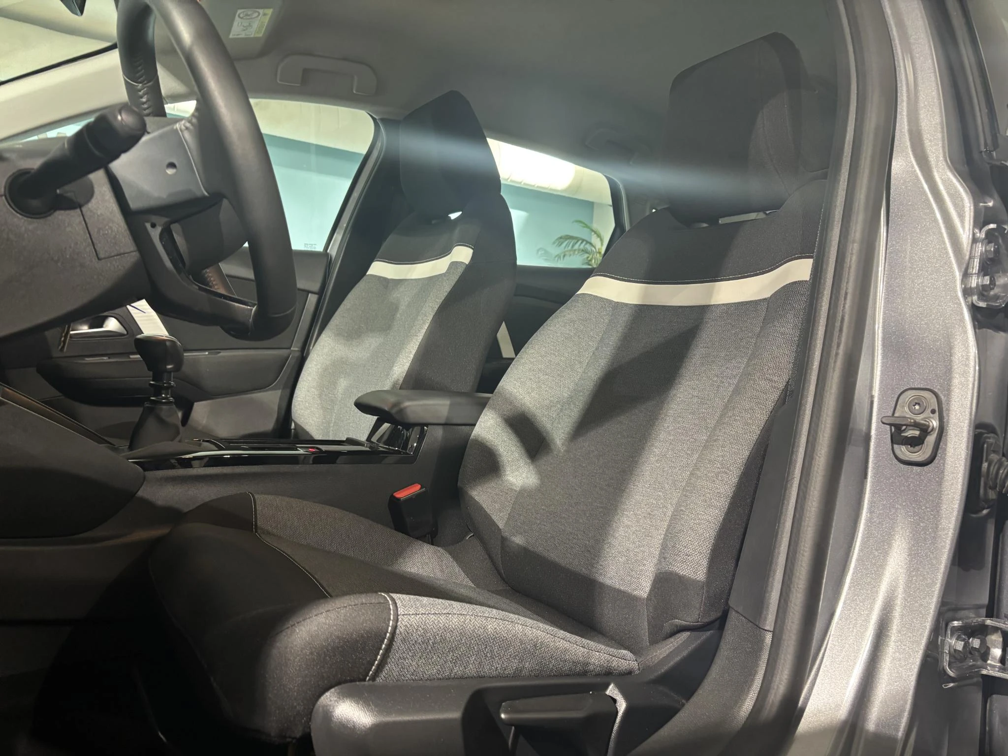 Citroën-C4 X-image-7