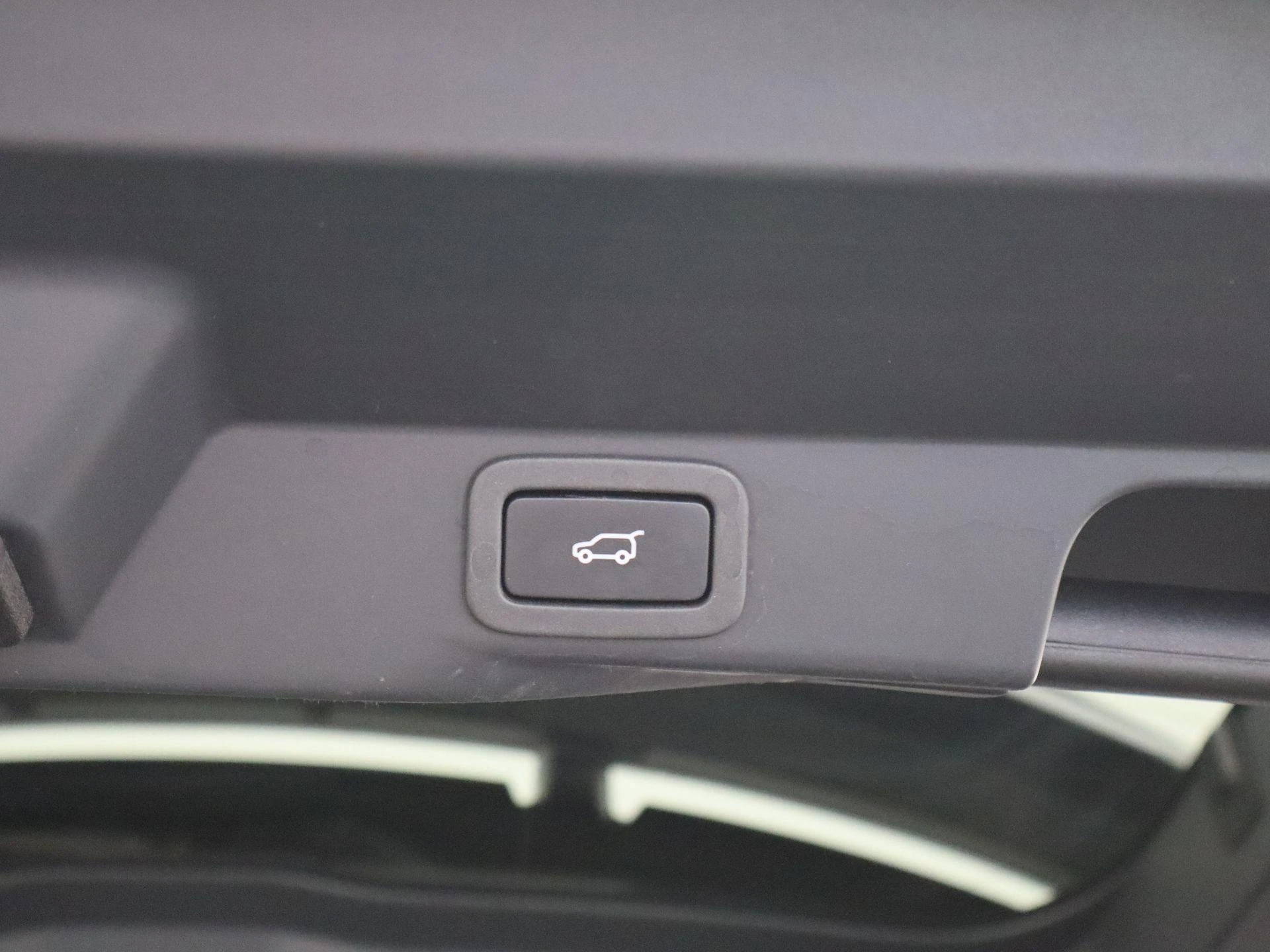 Land Rover-Range Rover Sport-image-33