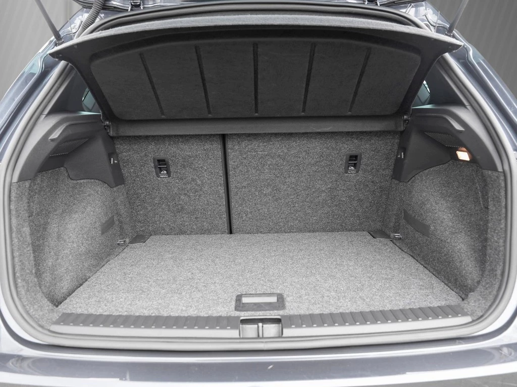 SEAT Arona 1.0 TSI DSG FR