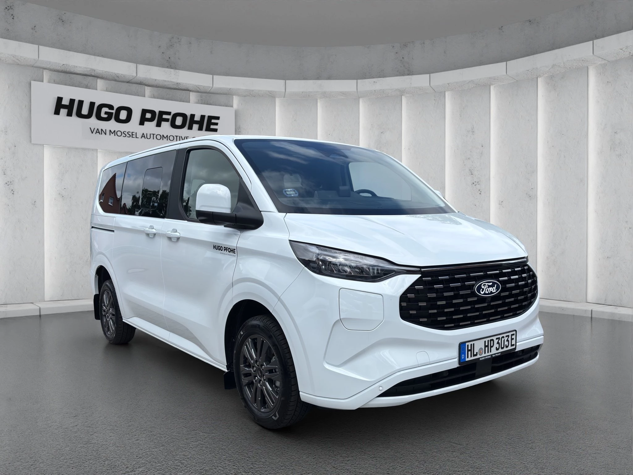 Ford Tourneo Custom Titanium 2.5 PHEV 340 L1 LED | ACC | GJR | RFK | SHZ | LMF
