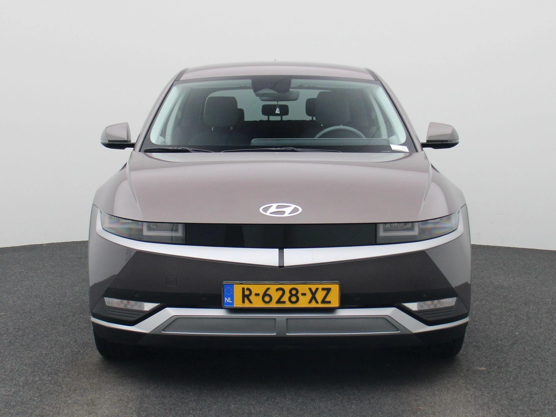 Hyundai-IONIQ 5-image-2