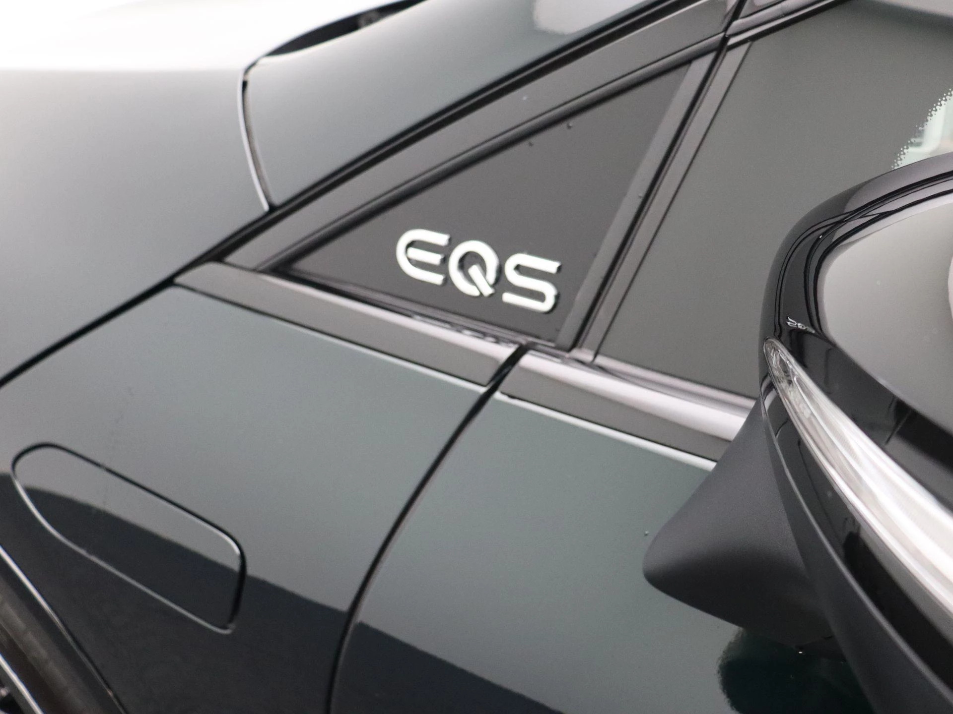 Mercedes-Benz Eqs