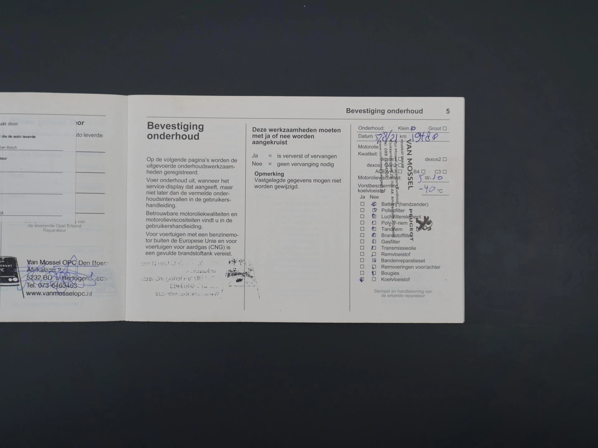 Opel-Vivaro-image-28