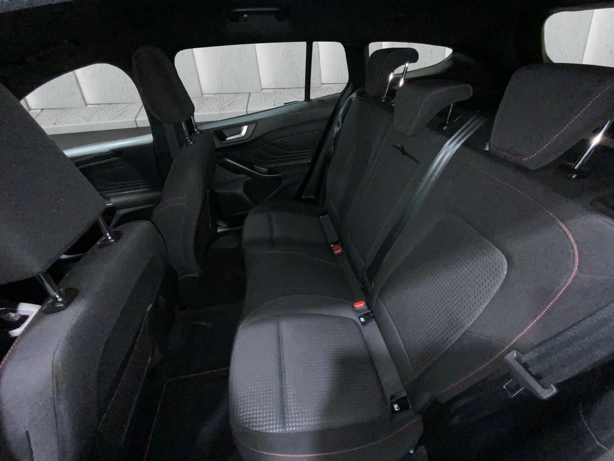 Ford Focus ST-Line X Turnier Aut.*AHK*ACC*HUD*KAM*NAVI*WINTER-PKT.