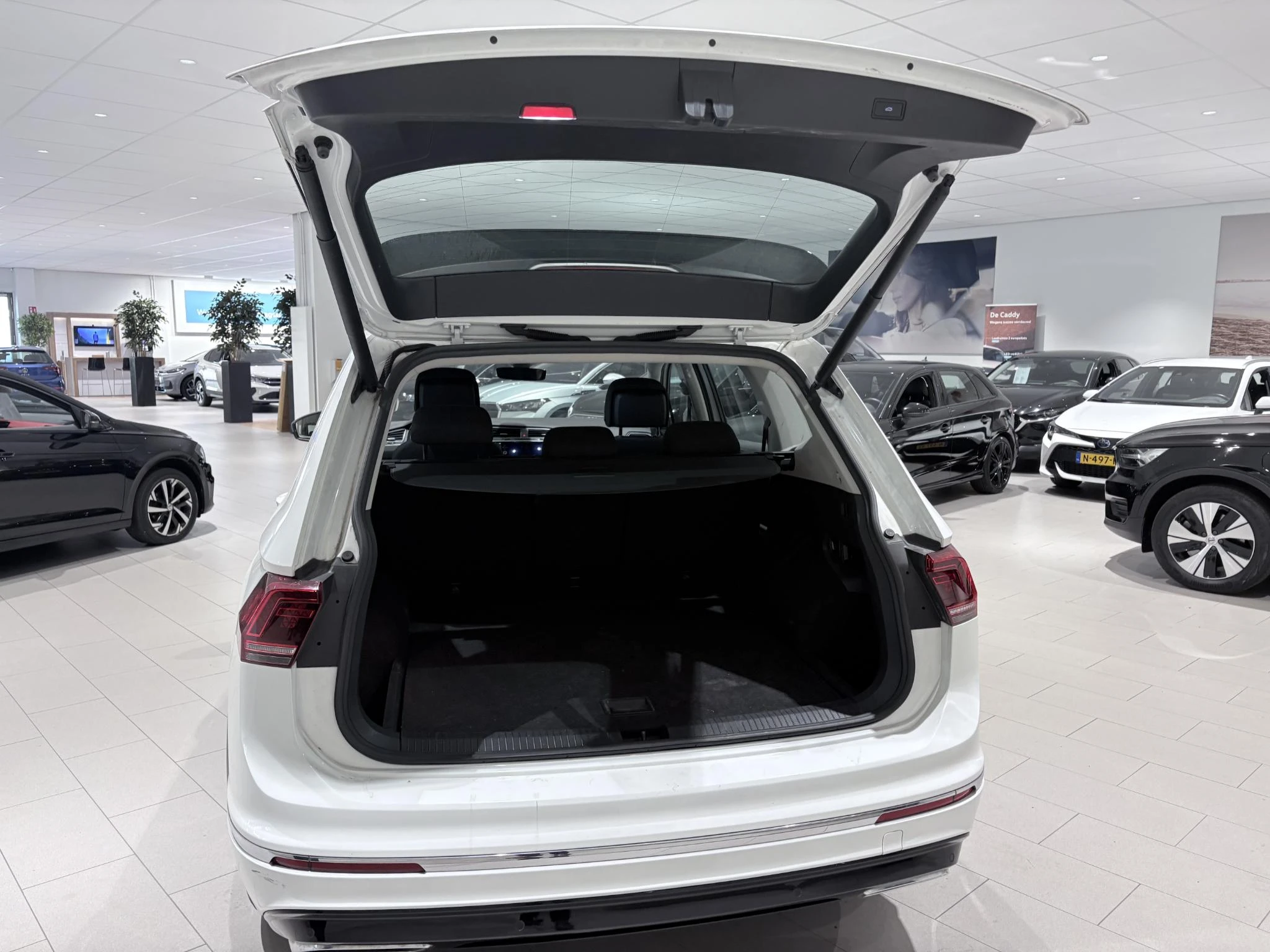 Volkswagen-Tiguan Allspace-image-4