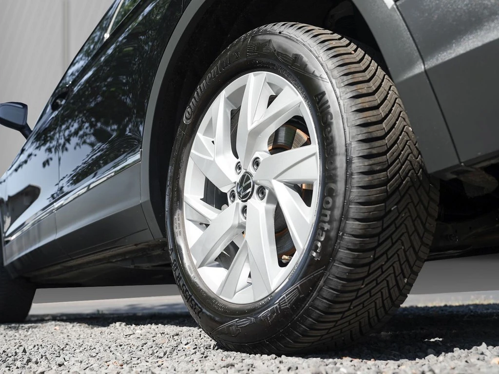 Volkswagen-Tiguan Allspace-image-4
