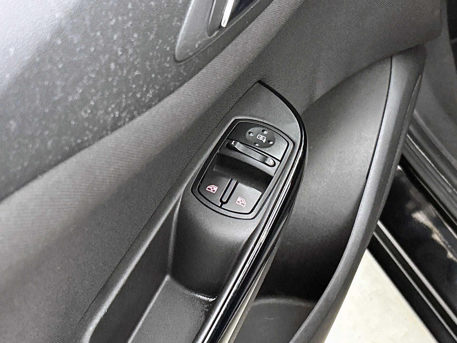 Opel-Corsa-image-11
