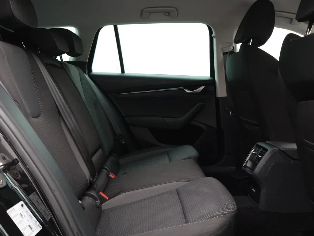 Škoda-Octavia-image-10