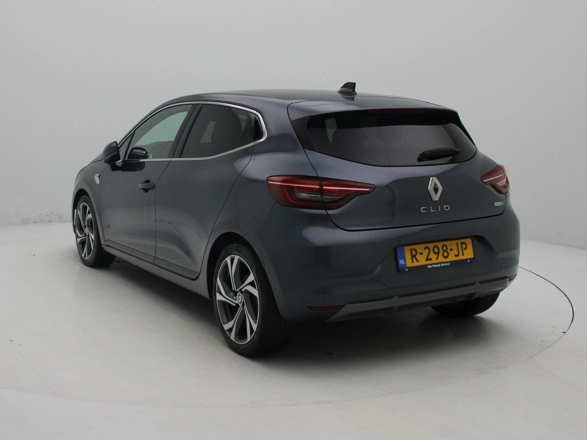 Renault-Clio-image-1