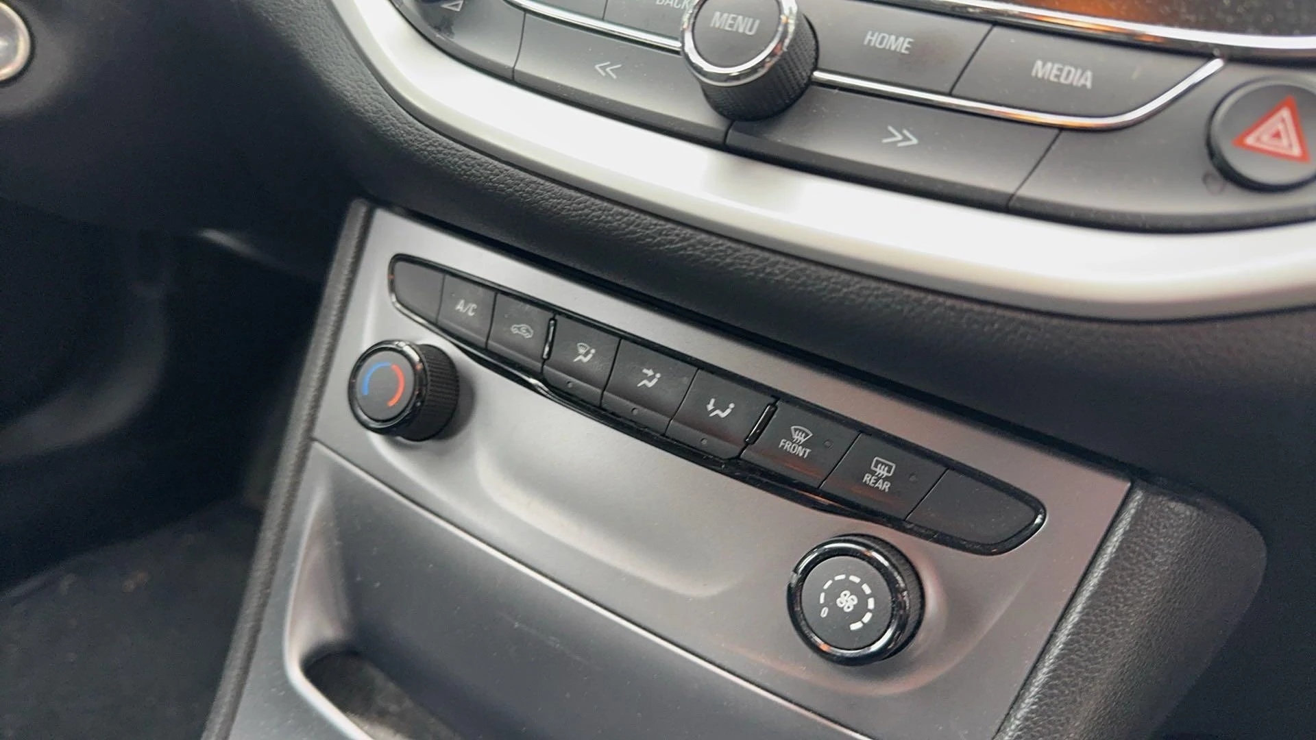 Opel-Astra-image-18