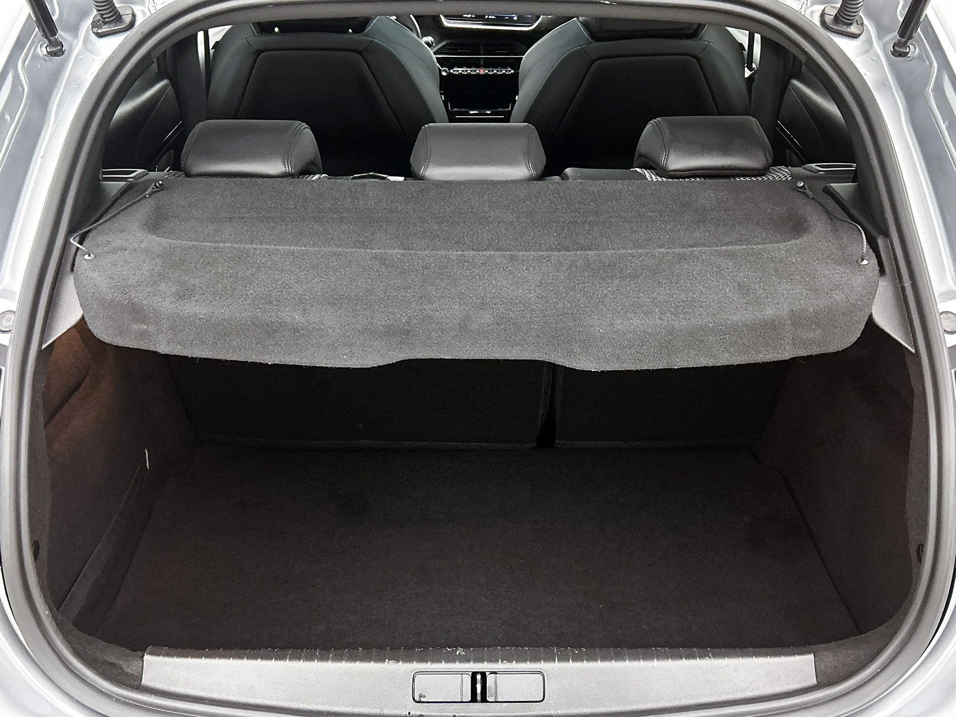 Peugeot-208-image-27