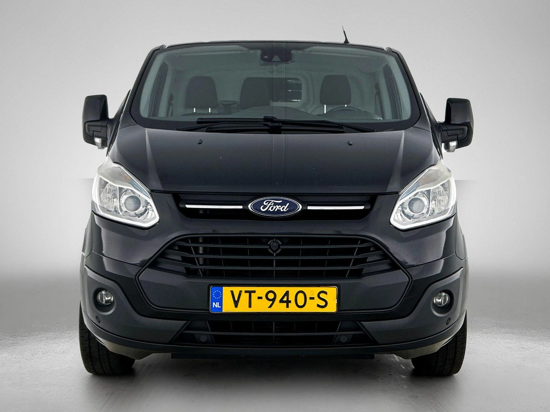 Ford-Transit Custom-image-4