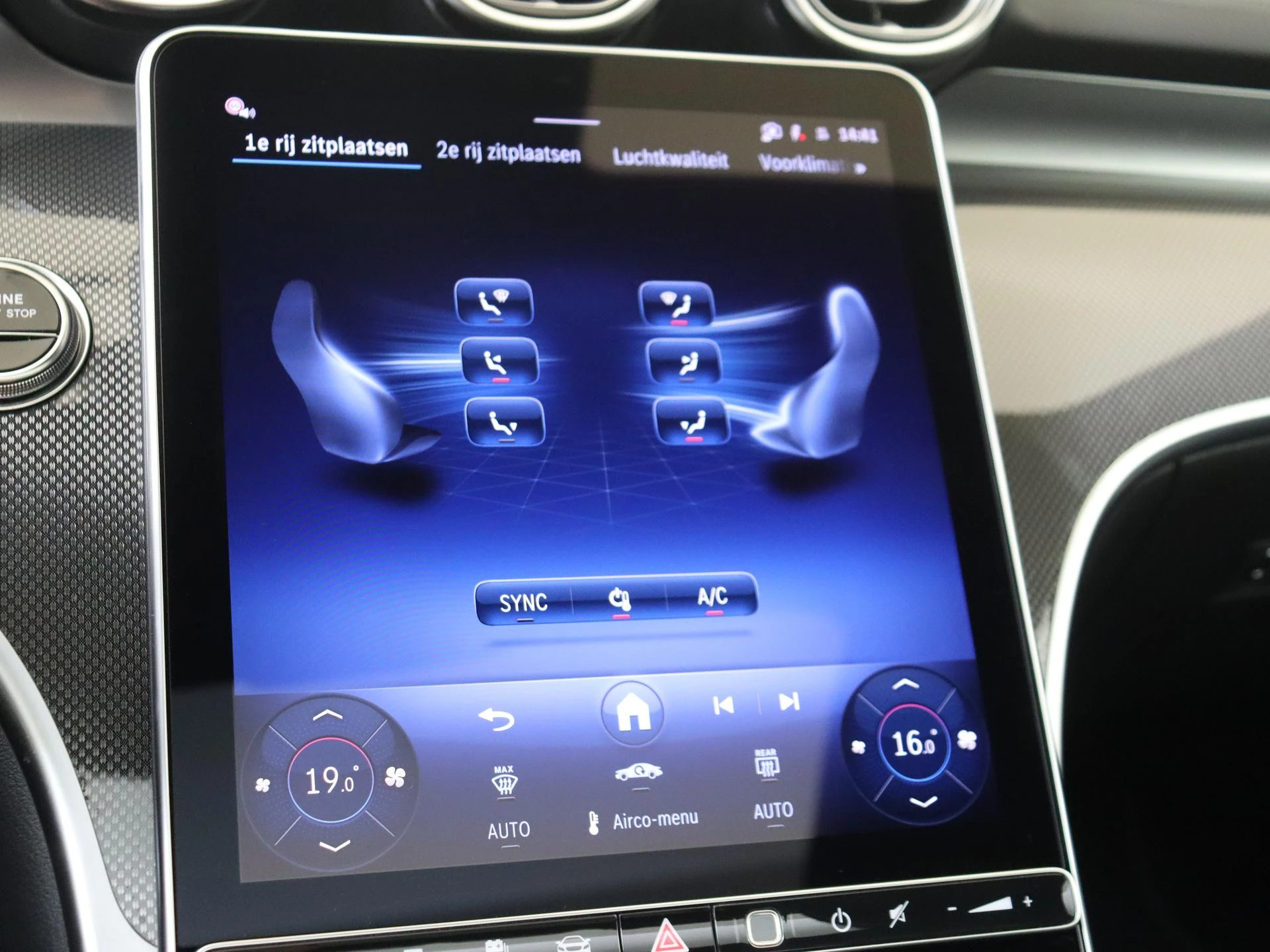 Mercedes-Benz-C-Klasse-image-17