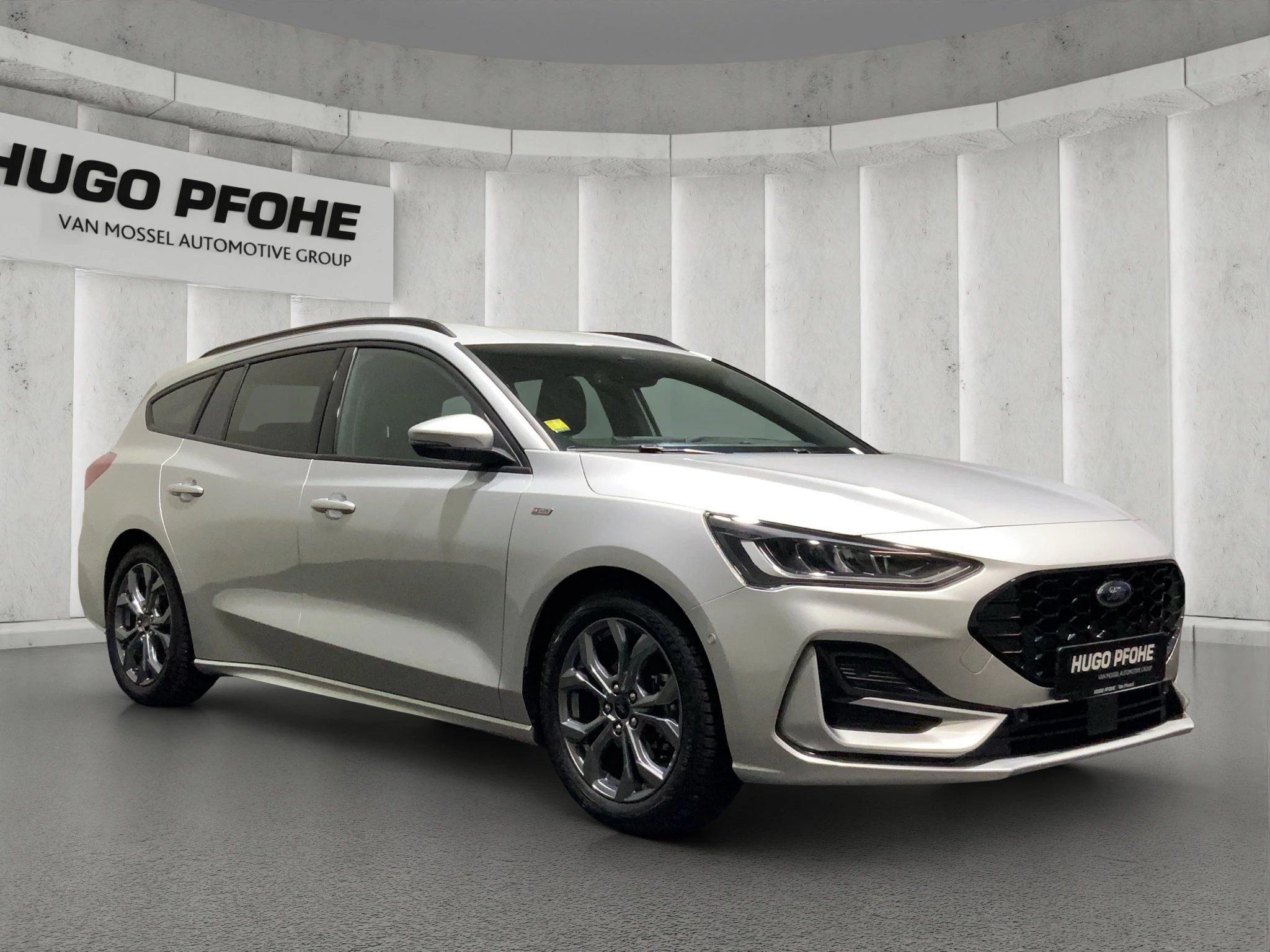 Ford Focus ST-Line X Turnier Aut.*AHK*ACC*HUD*KAM*NAVI*WINTER-PKT.