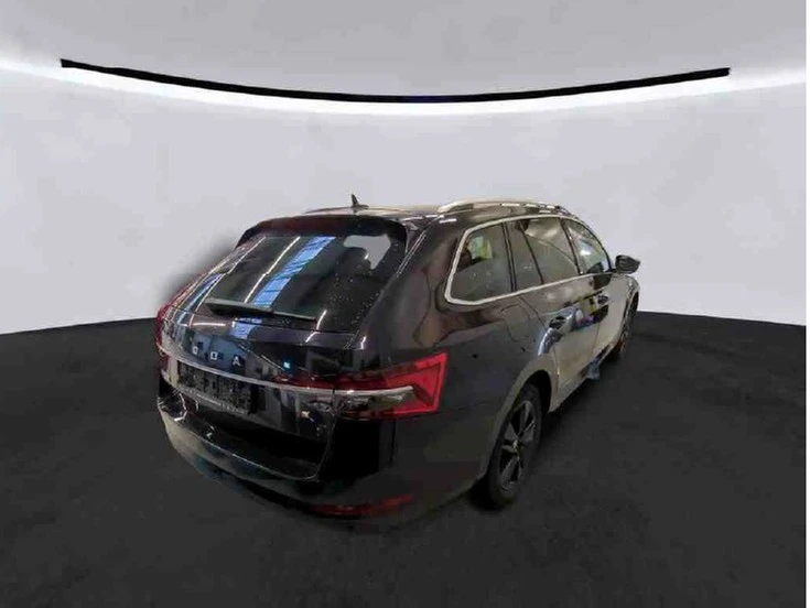 Škoda Superb Combi 2.0 TDI DSG Style Columbus