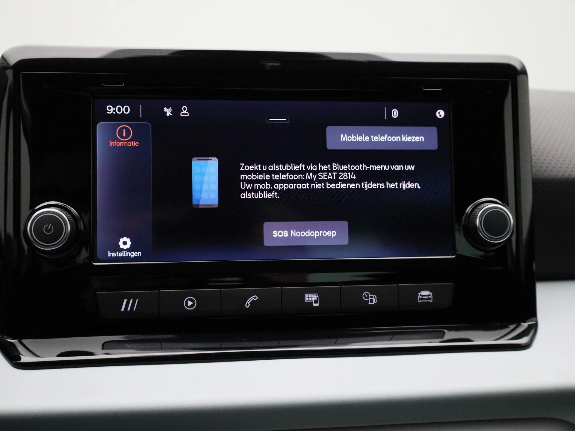 SEAT-Arona-image-18