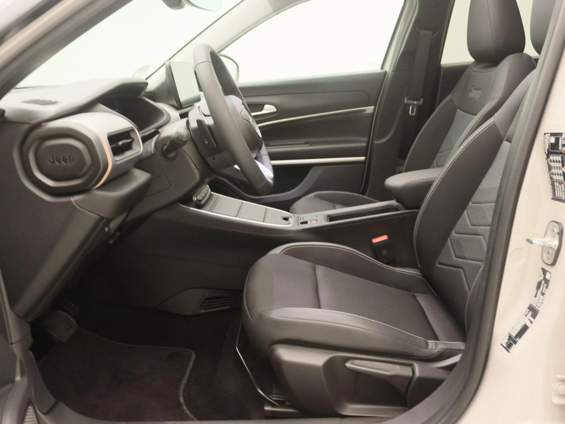 Jeep-Avenger-image-11