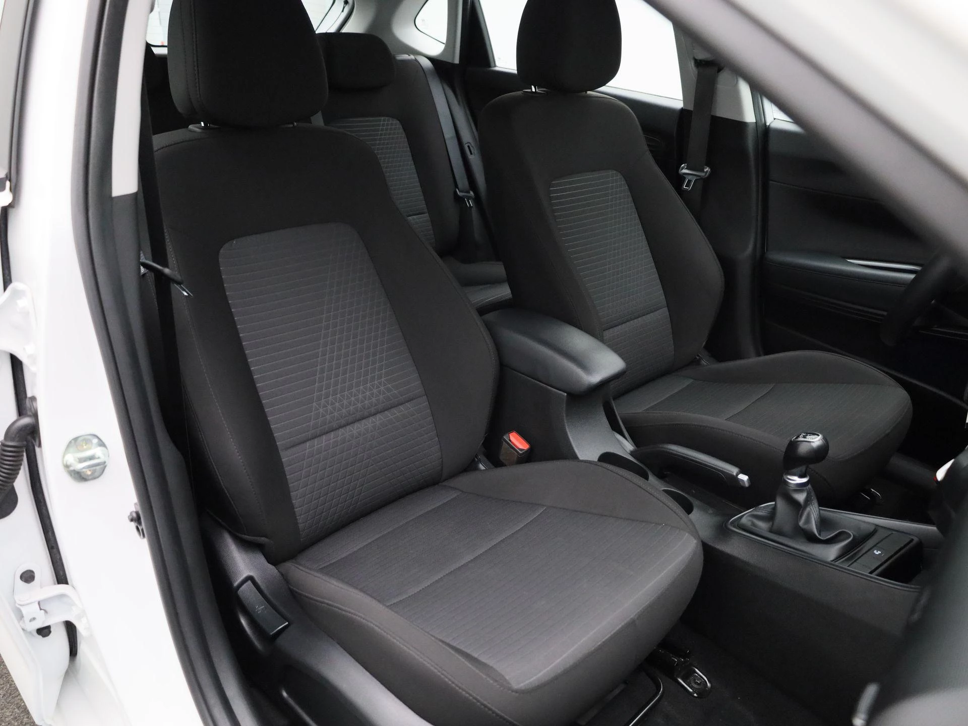 Hyundai-i20-image-34